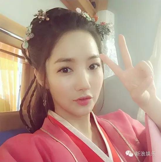 允兒招架不住古裝？韓國女星古裝LOOK一覽 誰贏了？
