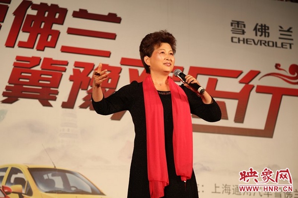 張春榮演唱的《香魂女》選段，博得觀眾陣陣掌聲。