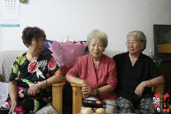 越調(diào)名老藝人雷桂花、劉巧蓮、劉玉蘭回首往事