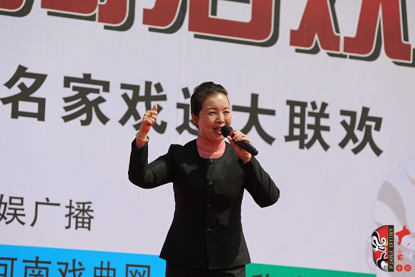 洛陽市豫劇院副院長、豫劇二團(tuán)團(tuán)長陳大華演唱豫劇《穆桂英掛帥》選段