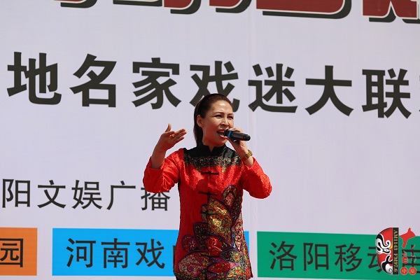 洛陽市曲劇院國家一級(jí)演員朱雪娟演唱曲劇《白蛇傳》選段