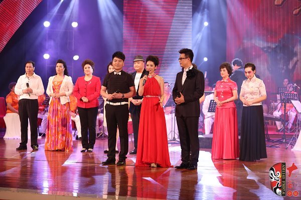 主持人：河南電臺(tái)戲曲廣播“當(dāng)家小生”月陽(yáng)、河南電視臺(tái)9頻道徐雪、原中央電視臺(tái)著名節(jié)目主持人白燕升