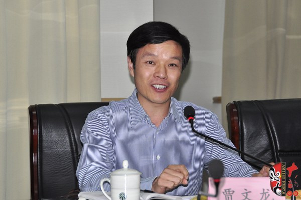 河南豫劇院副院長、三團團長賈文龍