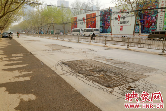 南陽路因為地鐵將要施工而暫緩大修。