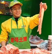 北大賣肉“才子”陸步軒與師弟合辦“屠夫?qū)W?！? complete=