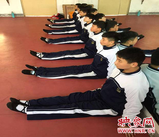 此刻 我是安靜的美男子 此刻 我是安靜的美男子