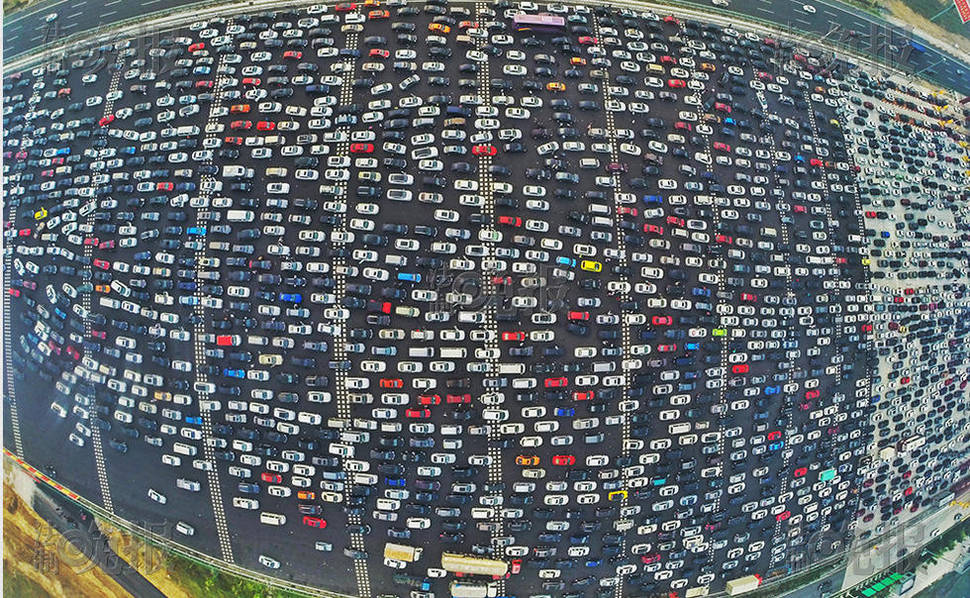 滯留車(chē)輛航拍圖。