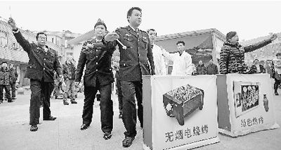 “小品執(zhí)法”。