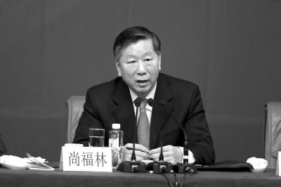 銀監(jiān)會主席尚福林。記者王海欣攝