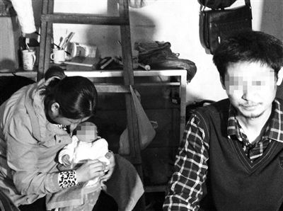 劉釗夫婦試圖將孩子送到“嬰兒安全島”未果，當(dāng)天下午，廣州宣布暫停試點(diǎn)