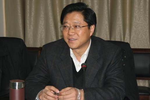 銅陵市委召開全市領(lǐng)導(dǎo)干部會議宣布安徽省委決定，提名銅陵市委副書記倪玉平為銅陵市人民政府市長候選人。