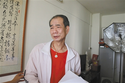 嫖娼事件后，區(qū)少坤向記者訴說委屈，他說：“這是一個圈套”。李根 攝