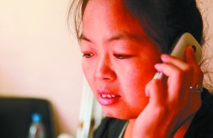 每次給家人打電話，史女士都會很難過。