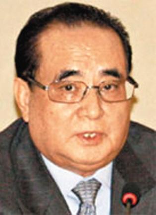李秀勇曾照料金正恩兄妹。