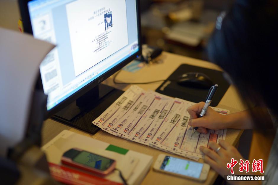 一對(duì)姐妹花的電商人生 一對(duì)姐妹花的電商人生