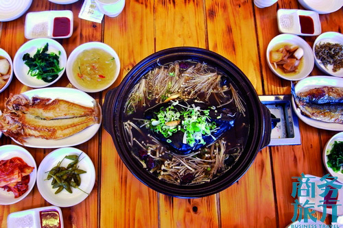 島上著名的養(yǎng)生大餐。