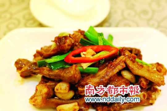 低，是實(shí)惠也是風(fēng)格俗 是喜劇也是味道