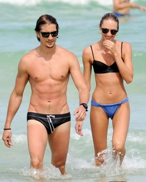 誰能有幸約會(huì)天使？維秘超模們的男星后宮團(tuán)