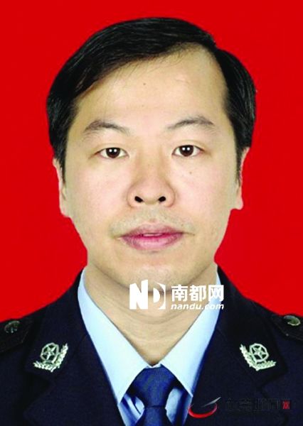 南城公安分局副局長(zhǎng)孔逸鴻。