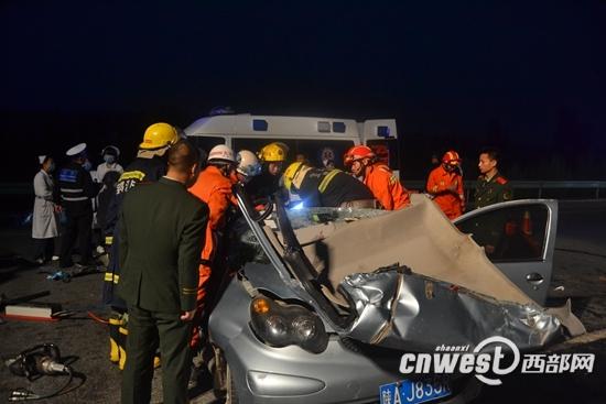 5人死！比亞迪被寶馬追尾 車身剩一半