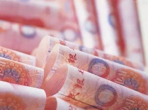 對增收潛力大、帶動(dòng)能力強(qiáng)的7大群體（技能人才、新型職業(yè)農(nóng)民、科研人員、小微企業(yè)創(chuàng)業(yè)者、企業(yè)經(jīng)營管理人、基層干部隊(duì)伍、有勞動(dòng)能力困難群體）實(shí)施激勵(lì)計(jì)劃，推出差別化收入分配激勵(lì)政策，帶動(dòng)城鄉(xiāng)居民實(shí)現(xiàn)總體增收。