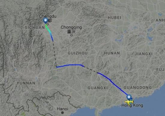  圖片來(lái)自航空網(wǎng)站flightradar24，圖顯示飛機(jī)安全降落成都