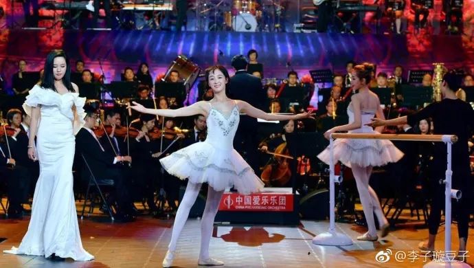 《創(chuàng)造101》主題曲公布，這個(gè)被吐槽油膩的c位是什么來頭？