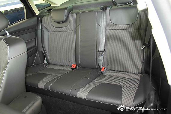 　?？怂箖蓭?jīng)典1.8MT 時尚型