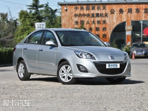 長(zhǎng)安乘用2012款悅翔V5 長(zhǎng)安乘用2012款悅翔V5