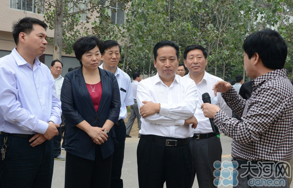 市長吉炳偉調研通許縣美麗鄉(xiāng)村建設工作 市長吉炳偉調研通許縣美麗鄉(xiāng)村建設工作