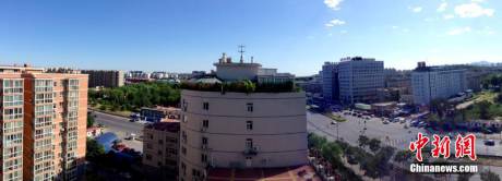 北京一大廈樓頂建“空中花園” 北京一大廈樓頂建“空中花園”