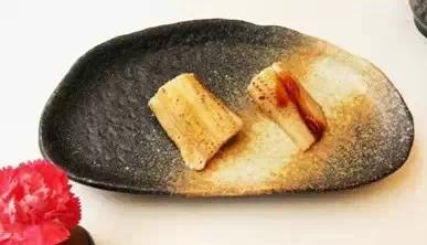 就一點兒紫菜跟生魚片 日料沒吃什么為啥還那么貴？