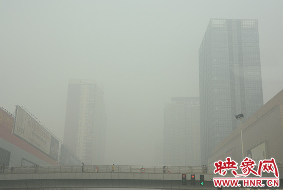 “霧霾”，應(yīng)該是2013年人們最不能忘記的詞語