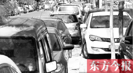 鄭州停車位緊張，給愛車找個車位每天都在考驗著車主的智慧