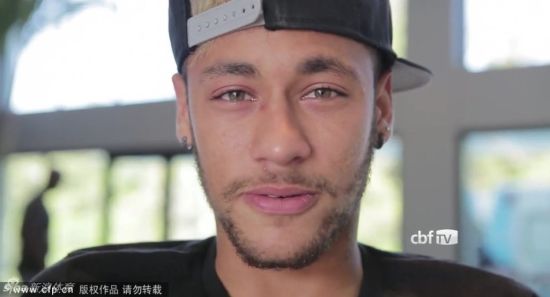 內(nèi)馬爾或?qū)⑵孥E般地迅速復(fù)出   內(nèi)馬爾或?qū)⑵孥E般地迅速復(fù)出