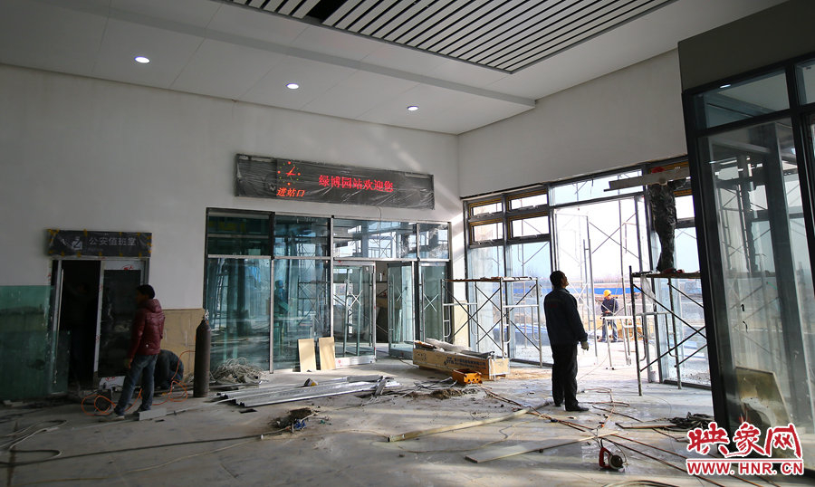 綠博園站進(jìn)站口 綠博園站進(jìn)站口