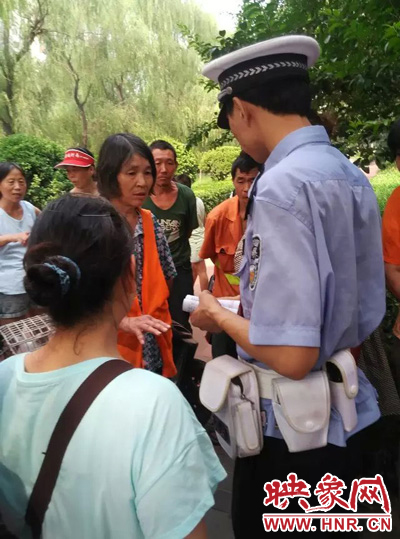 令人憤怒的是，這名老太太竟然報警說“她被環(huán)衛(wèi)工打了”