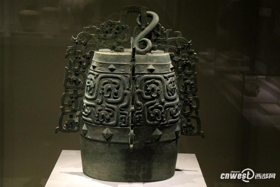 天水出土的青銅重器秦子镈。
