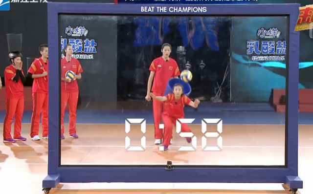 比女排奪冠更精彩的是她們的表情包和大長腿 比女排奪冠更精彩的是她們的表情包和大長腿