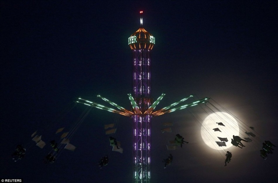 68年來最大！今晚夜空上演超級月亮