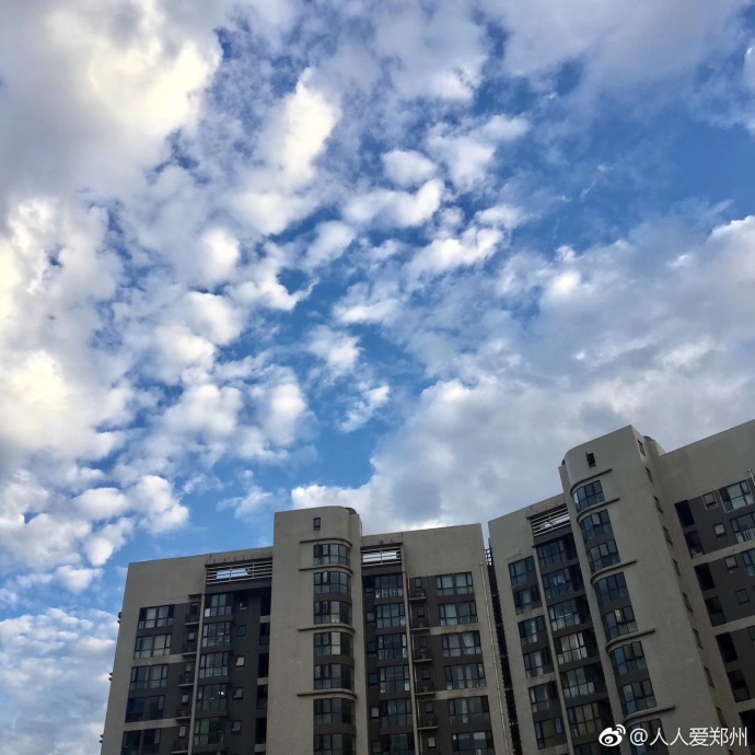 又被鄭州的藍天刷屏！隨便一拍就是手機壁紙