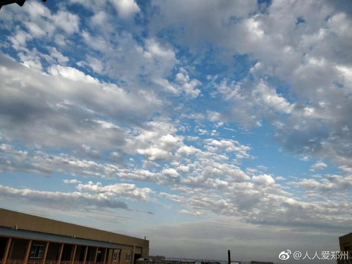 又被鄭州的藍天刷屏！隨便一拍就是手機壁紙