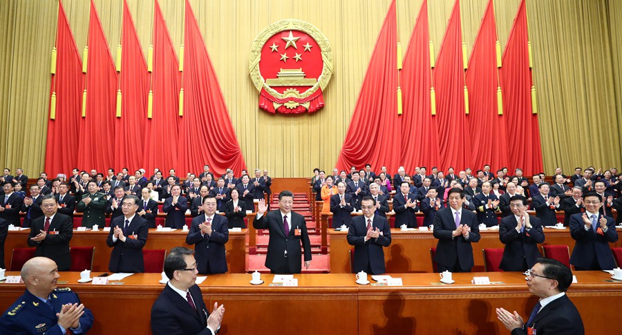 習(xí)近平當(dāng)選國家主席、中央軍委主席