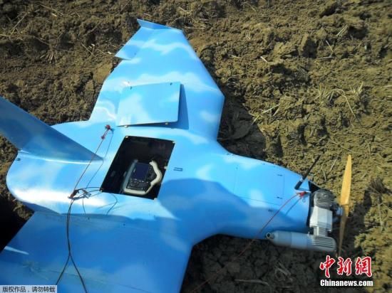圖為3月31日，一架無人機(jī)在韓國西部海域的白翎島墜毀。