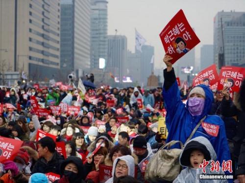 11月26日，韓國爆發(fā)“親信干政”事件后第五輪大規(guī)模集會。