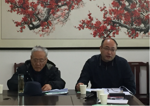 （左：原周口地區(qū)常委秘書長(zhǎng)梁祖靈 ；右：鄲城縣委常委組織部長(zhǎng)侯磊 ）