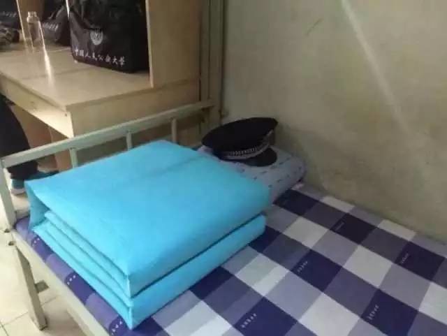 這個(gè)學(xué)校的男生宿舍火了！女同學(xué)都喊著要嫁