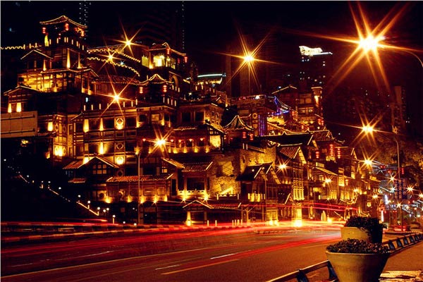 不要溫和地走進那個良夜 因為夜太美！