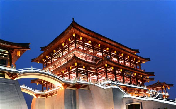 不要溫和地走進那個良夜 因為夜太美！