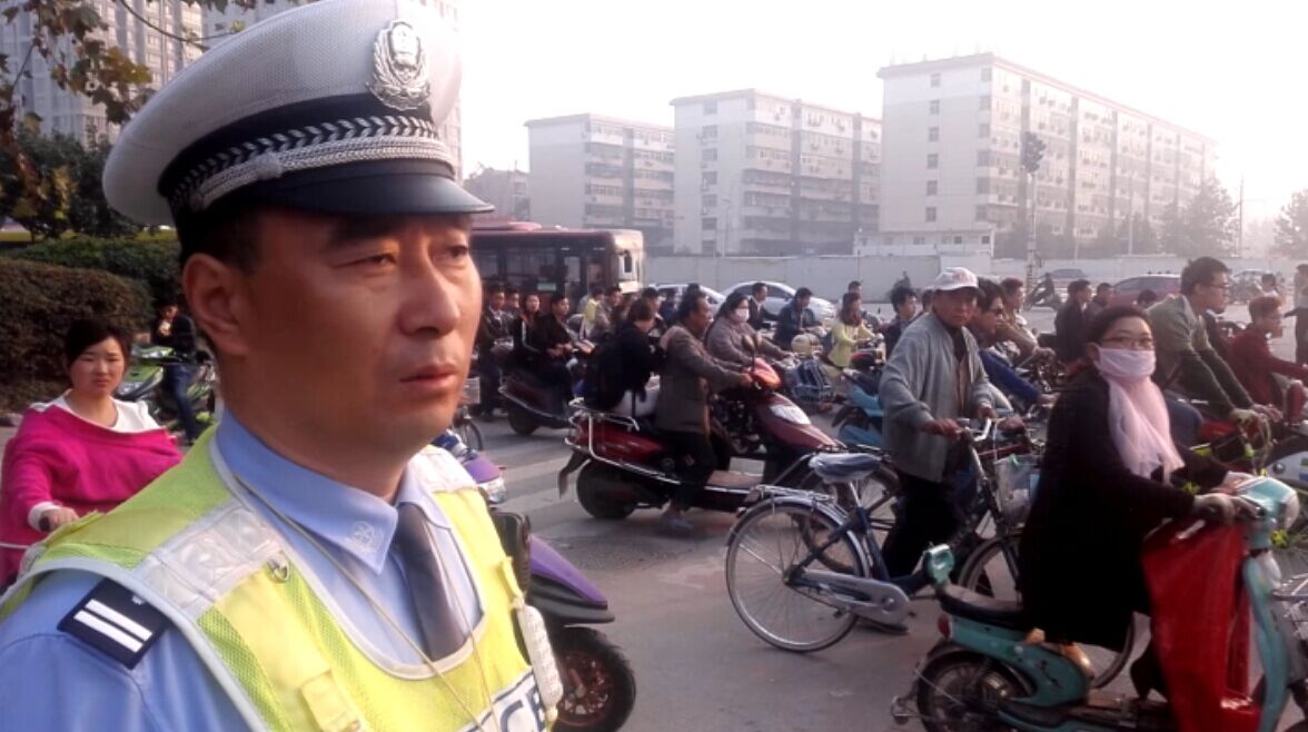 上班表情：1逗2羞3怕 你是哪個？